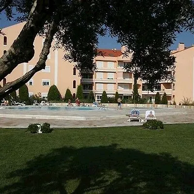Riviera Carcavelos 4* ליסבון
